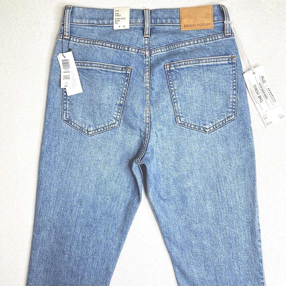 Denim Forum Aritzia 'The Yoko High Rise' Slim
High-waisted Denim Jeans Size (27) - Picture 8 of 15